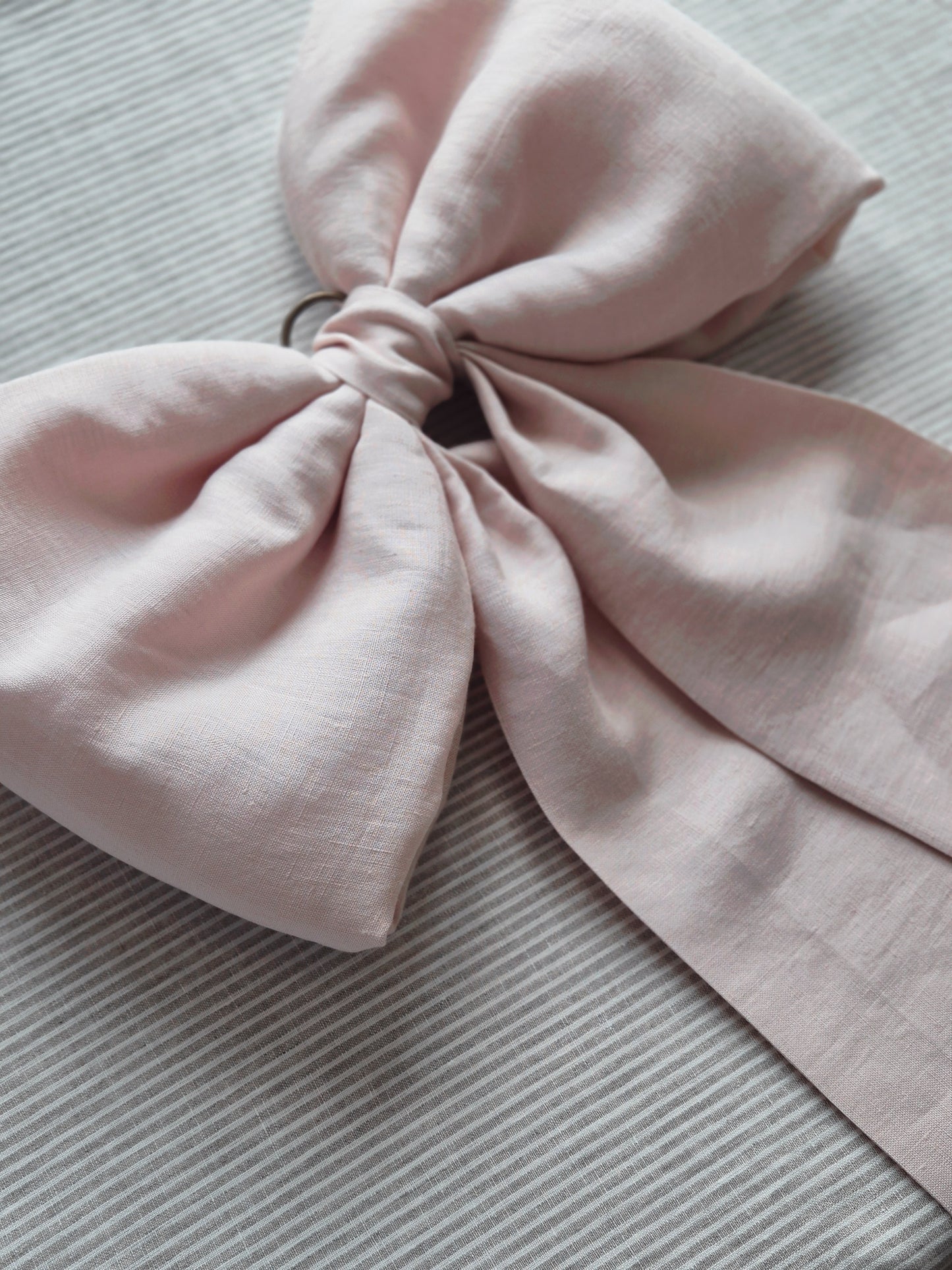 Bespoke Mini Linen Bow | 21 colours - AVLEN