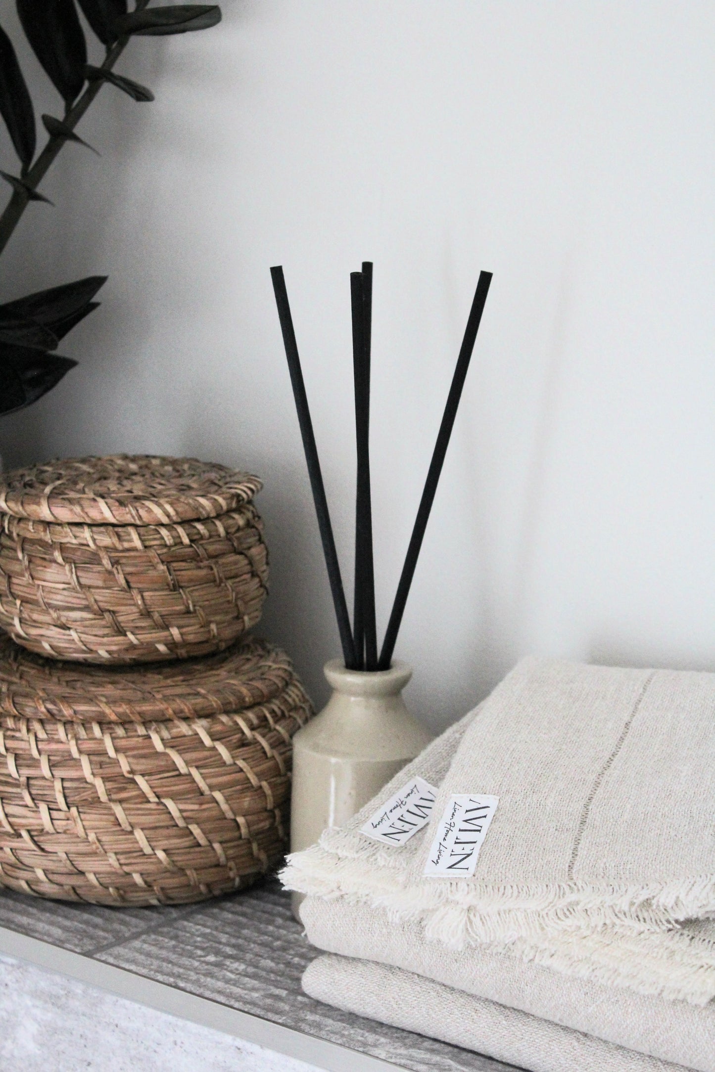 Fia Linen Bath Towel | LAST STOCK - AVLEN