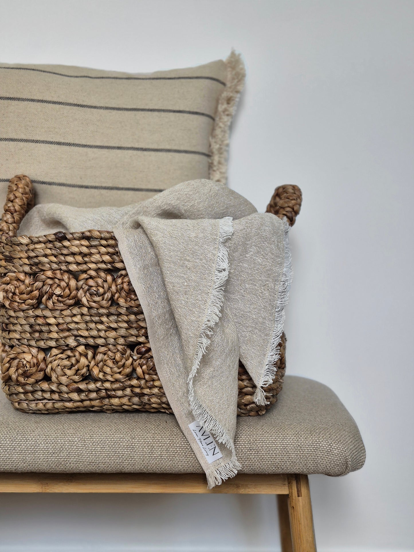Fia Linen Blanket Throw - AVLEN