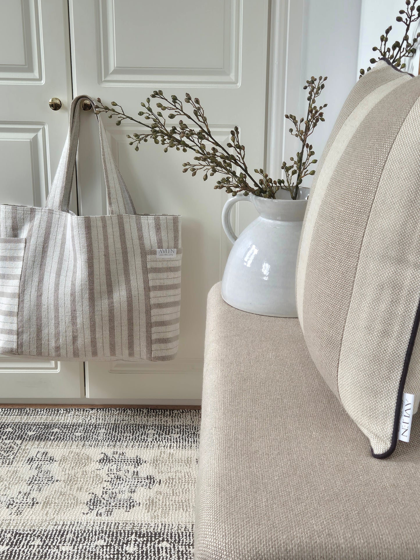 Freya Oatmeal Linen Shoulder Bag