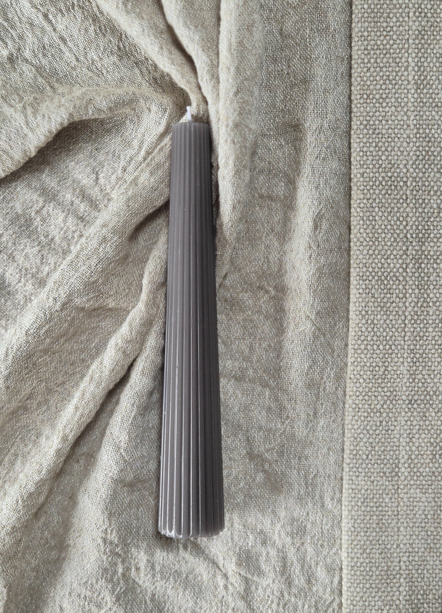 ribbed christmas candle