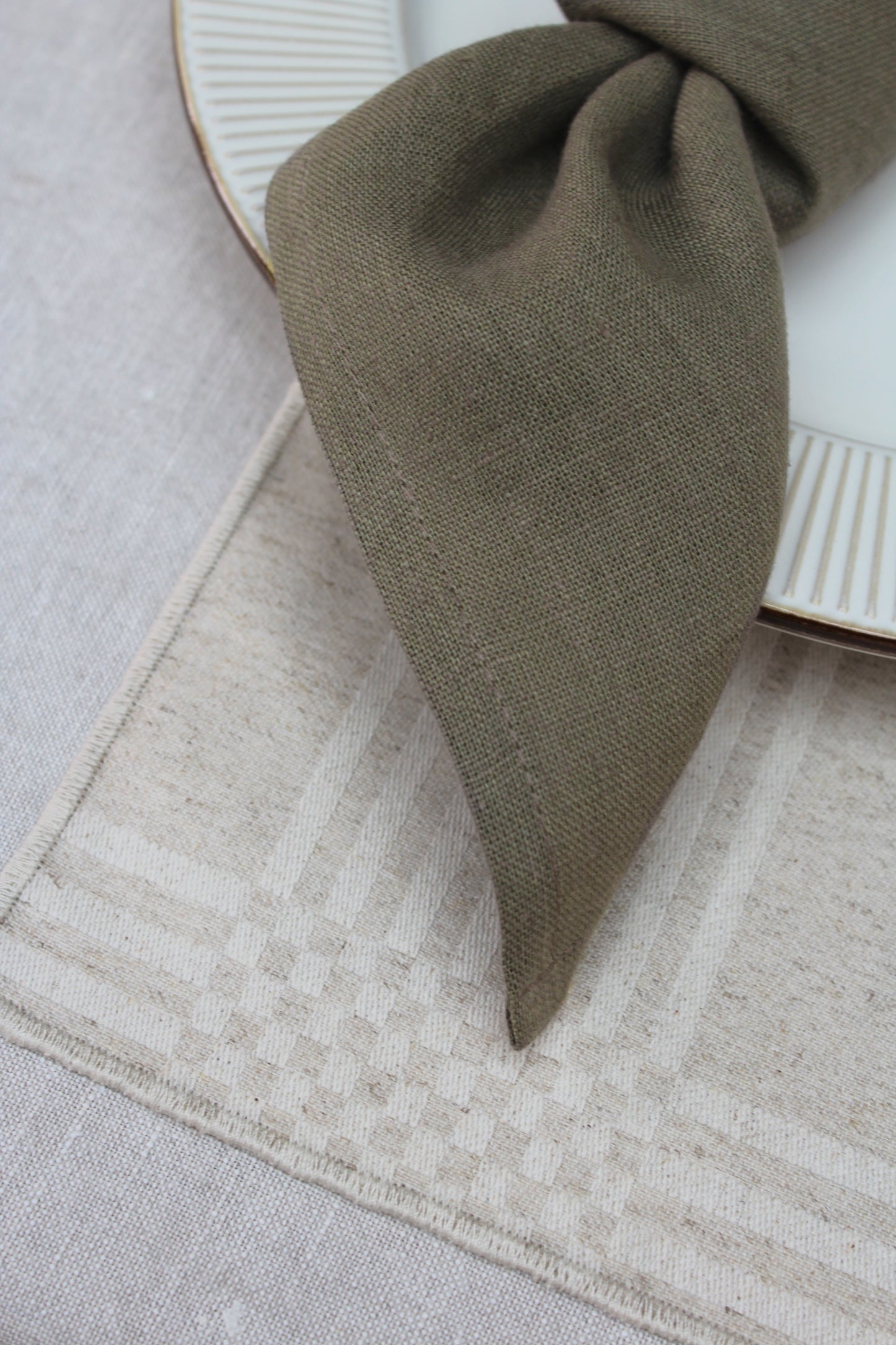 Orla Linen Placemat | LIMITED STOCK - AVLEN