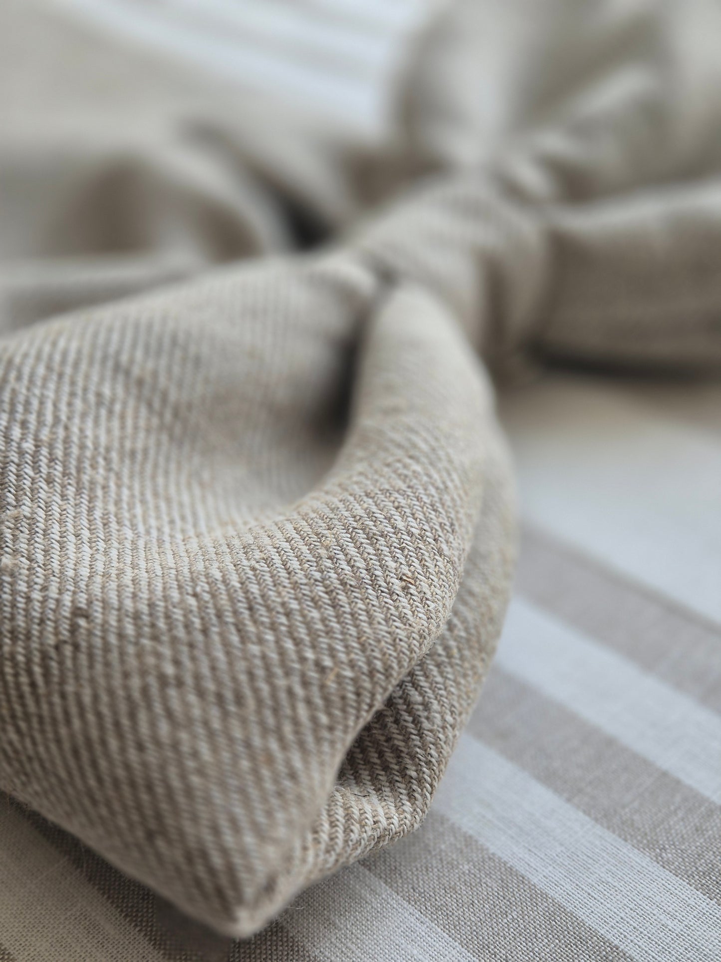 Oversized Linen Bow | Astrid Oatmeal