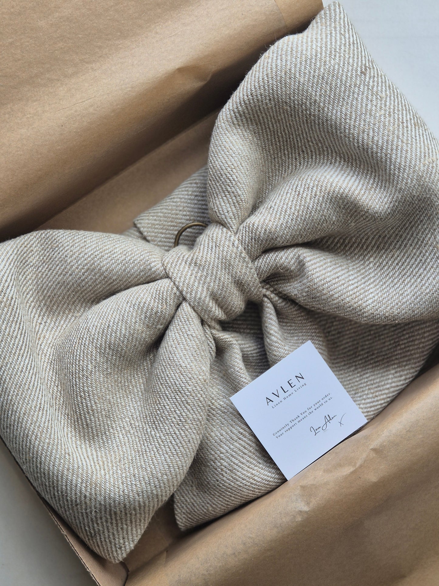 Oversized Linen Bow | Astrid Oatmeal