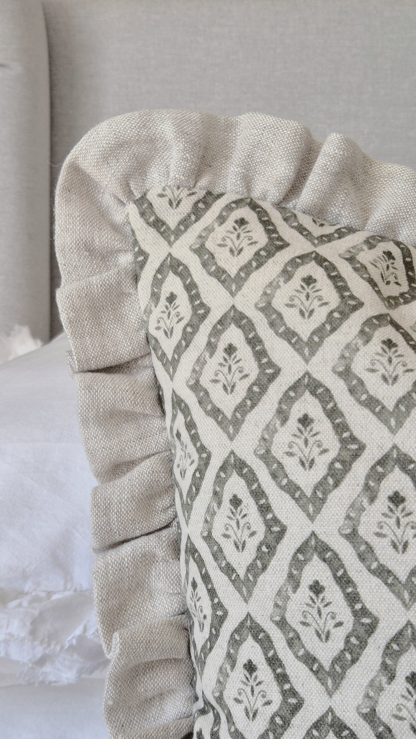 Celine Cushion Cover  | Oatmeal Frill - AVLEN