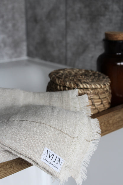 Fia Linen Bath Towel | LAST STOCK - AVLEN