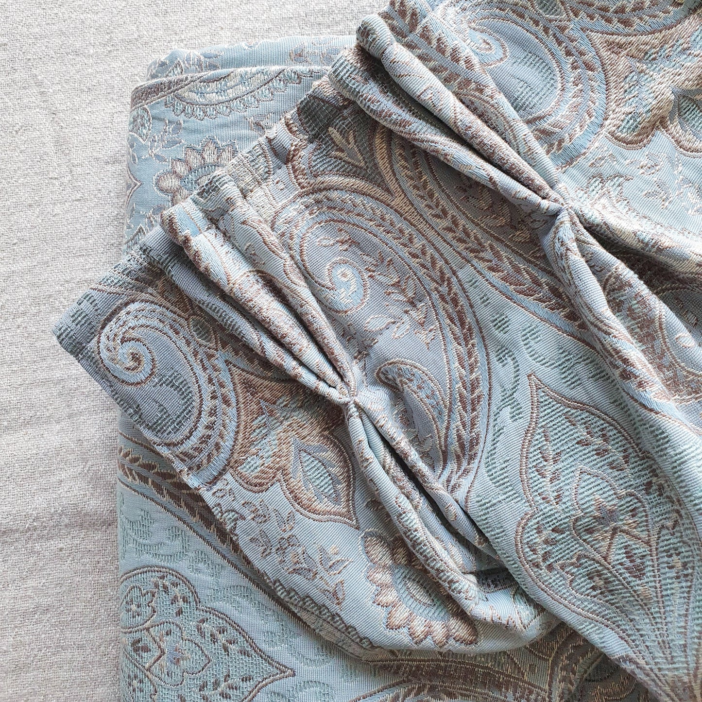 Made-to-Measure Curtains - AVLEN