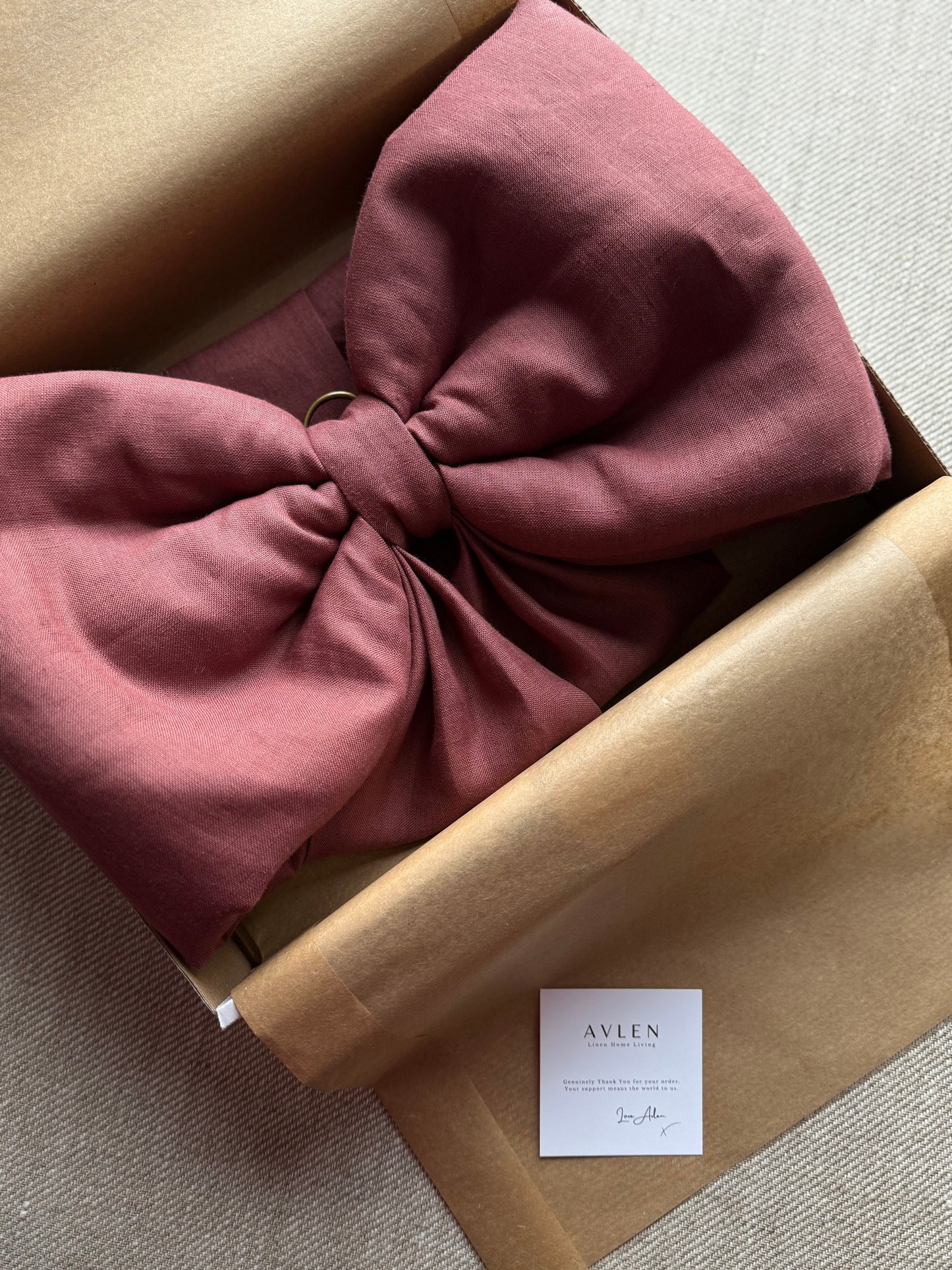 Bespoke Oversized Linen Bow | 21 colours - AVLEN