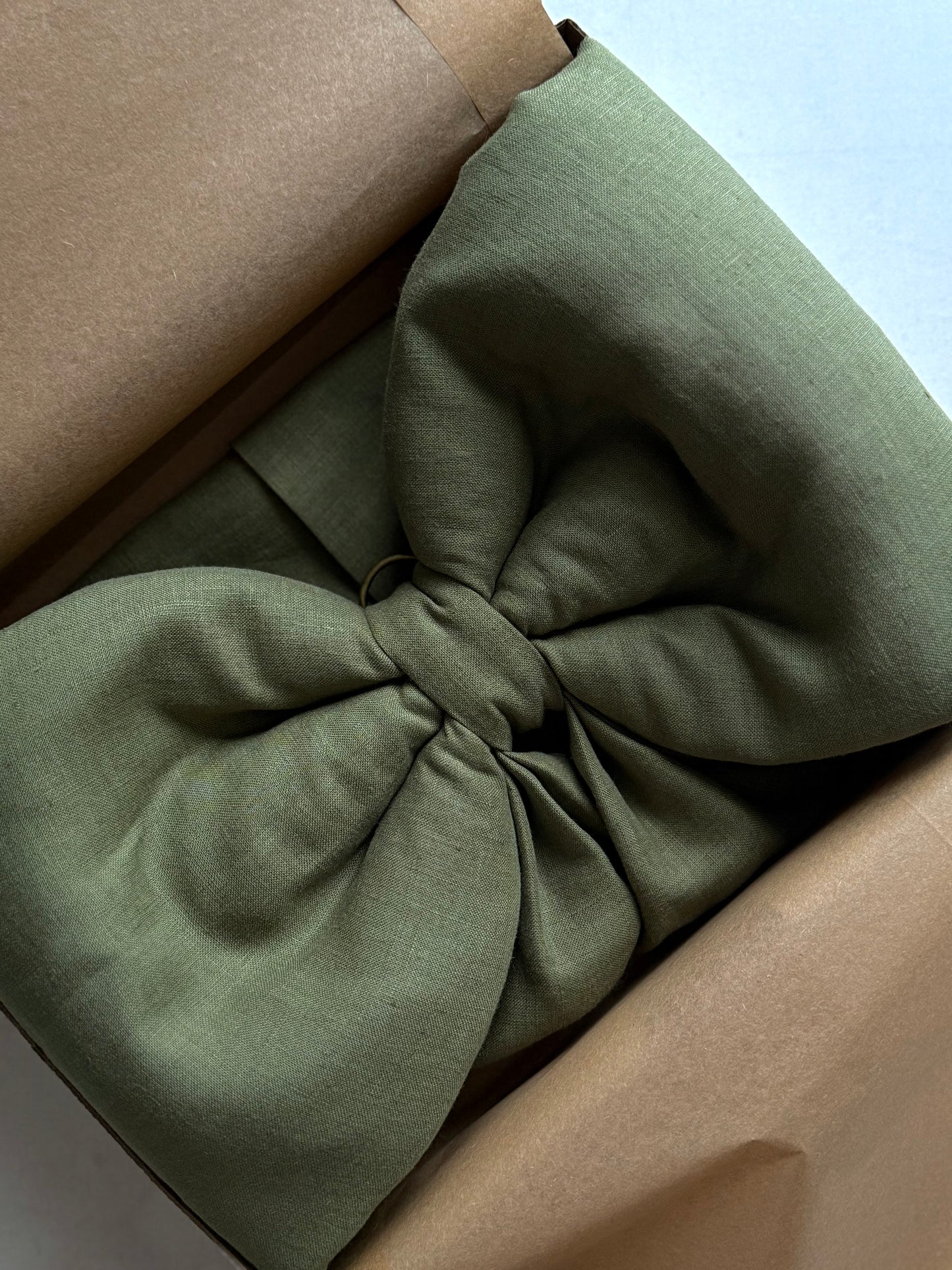Bespoke Oversized Linen Bow | 21 colours