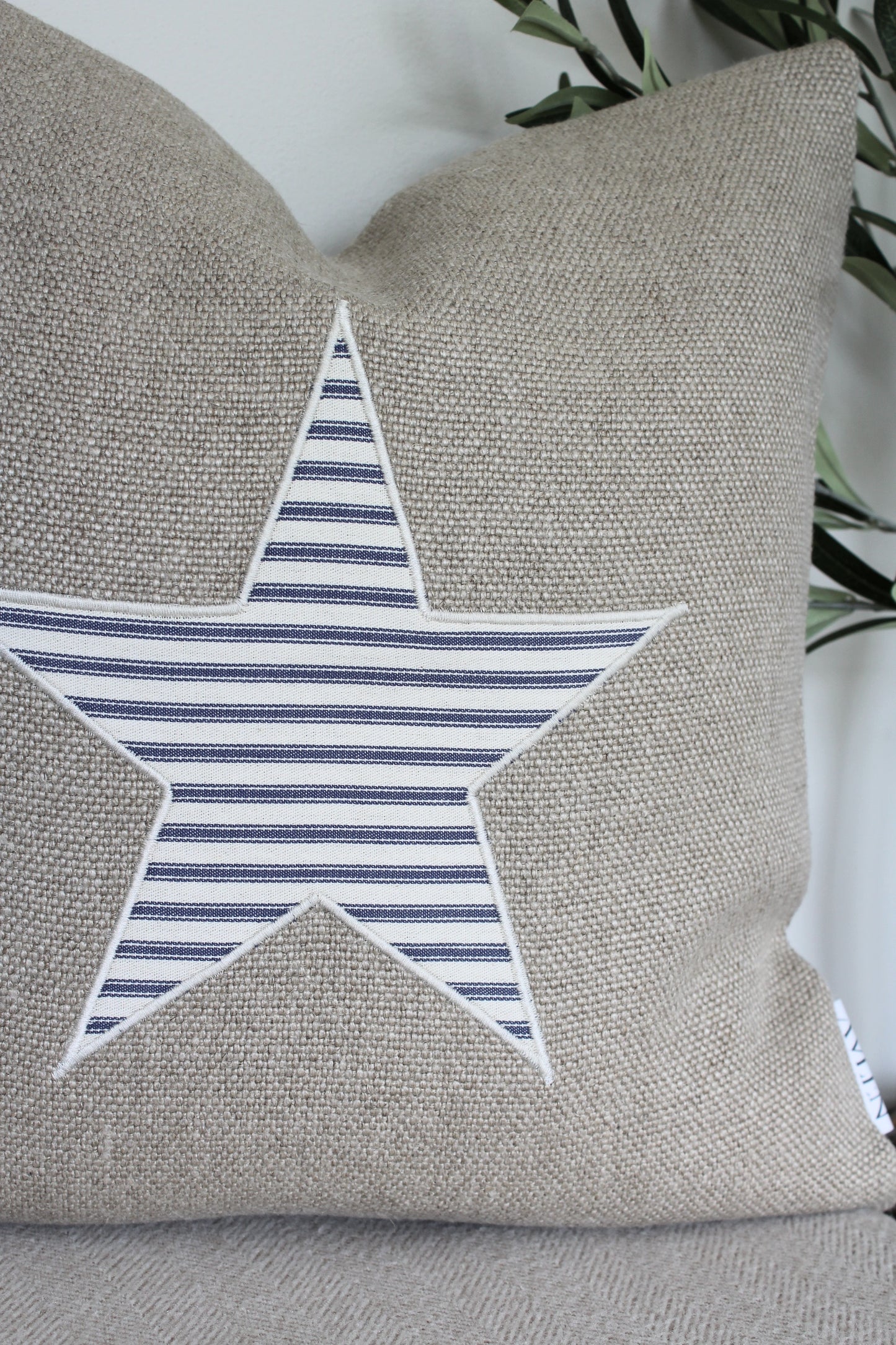 Star Linen Cushion Cover - AVLEN