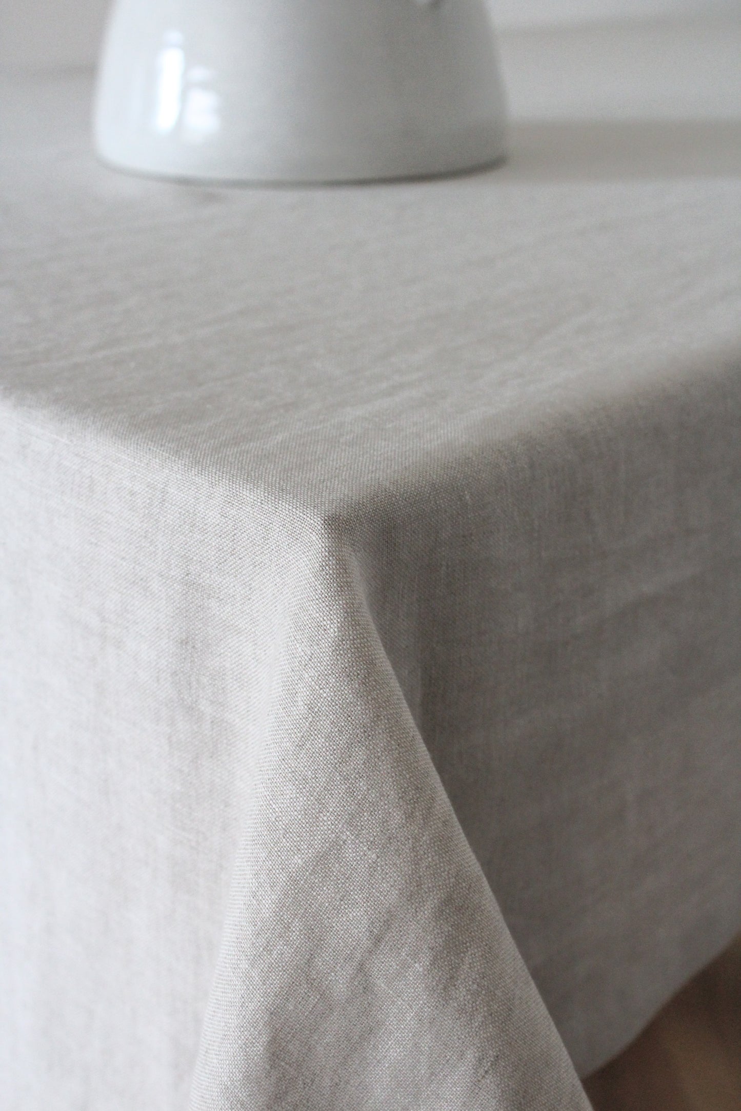 Linen Tablecloth Alma | 2 colours available - AVLEN